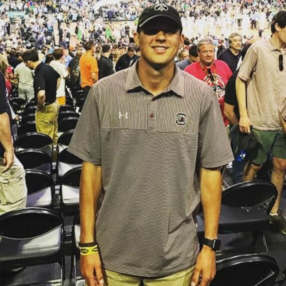 Meet your Posher, Layton